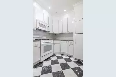 76 W 86th Street #2F, New York, NY 10024 - Photo 2