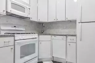 76 W 86th St, New York, NY 10024 - Photo 2