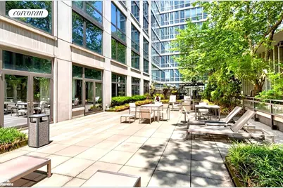 200 W End Avenue #12M, New York City, NY 10023 - Photo 8
