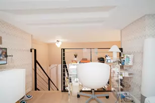 184 Thompson St, New York, NY 10012 - Photo 12