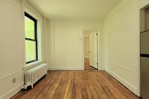 25-21 31st Ave, Astoria, NY 11106 - Photo 2