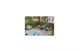 321 E 89th St, New York City, NY 10128 - Photo 4