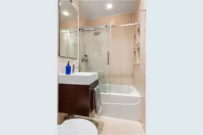 321 E 89th Street #1G, New York, NY 10128 - Photo 4