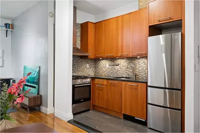 321 E 89th Street #1G, New York City, NY 10128 - Photo 6