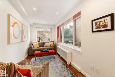 49 W 95th Street, New York, NY 10025 - Photo 4