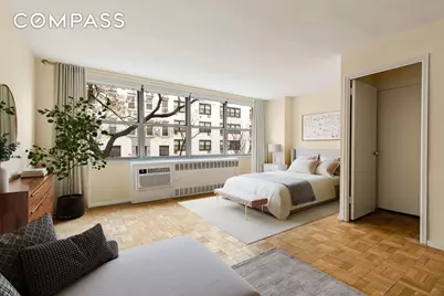 310 E 70th Street #2F, New York, NY 10021 - Photo 4