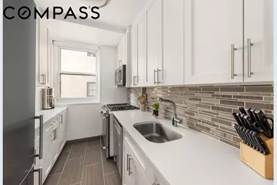 63 E 9th Street #3U, New York City, NY 10003 - Photo 4