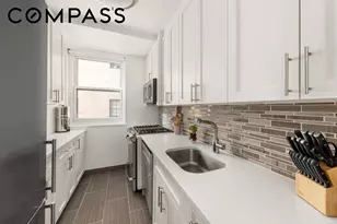 63 E 9th St, New York City, NY 10003 - Photo 4