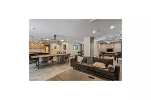 24-75 38th St, New York City, NY 11101 - Photo 22