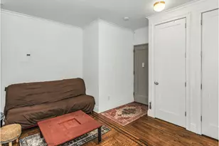 24-75 38th St, New York City, NY 11101 - Photo 8