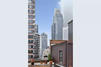 235 E 49th Street #6F, New York, NY 10017 - Photo 22