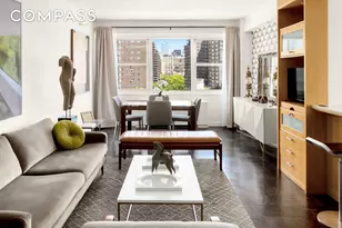 360 W 22nd St, New York City, NY 10011 - Photo 4