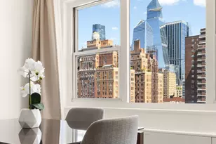 360 W 22nd St, New York City, NY 10011 - Photo 2