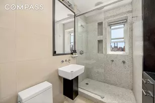 360 W 22nd St, New York City, NY 10011 - Photo 12