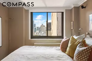 347 W 57th St, New York City, NY 10019 - Photo 8