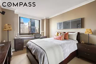 347 W 57th St, New York City, NY 10019 - Photo 12