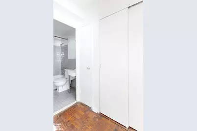 310 E 70th Street #10G, New York City, NY 10021 - Photo 6