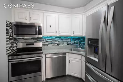 408 8th Avenue #5C, New York City, NY 10001 - Photo 10