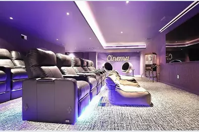 46-30 Center Boulevard #203, Long Island City, NY 11109 - Photo 12