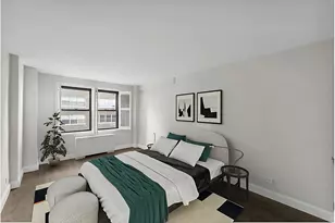 301 E 69th St, New York City, NY 10021 - Photo 4