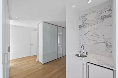 135 W 52nd Street #PH4, New York, NY 10019 - Photo 12