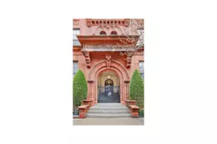 279 Sterling Pl, New York City, NY 11238 - Photo 14