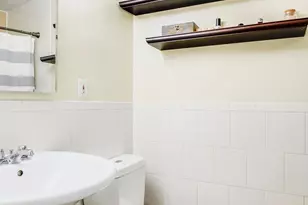 207 E 21st St, New York City, NY 10010 - Photo 6