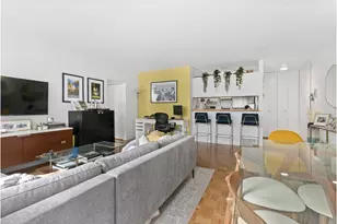 45 W 67th St, New York City, NY 10023 - Photo 4