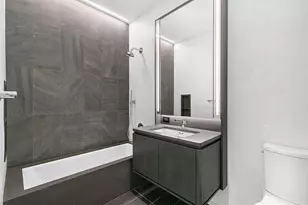 77 Charlton St, New York City, NY 10014 - Photo 8