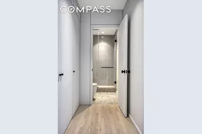 60 E 9th Street #310, New York, NY 10003 - Photo 8