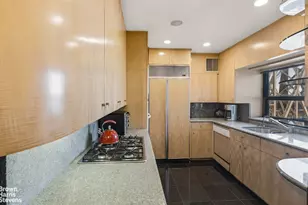 425 E 58th St, New York City, NY 10022 - Photo 6
