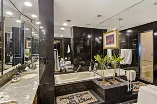 425 E 58th St, New York City, NY 10022 - Photo 8