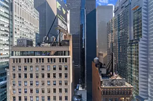 1600 Broadway, New York, NY 10019 - Photo 12