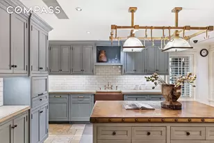 21 Beekman Pl, New York, NY 10022 - Photo 8