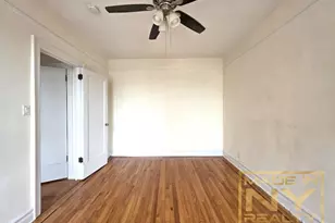 35-07 32nd St, Astoria, NY 11106 - Photo 6