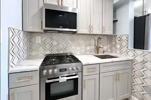 50-21 39th Pl, New York City, NY 11104 - Photo 8