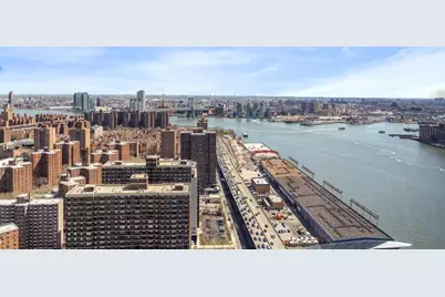 252 South Street #42F, New York City, NY 10002 - Photo 2