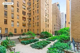 115 Central Prk W, New York City, NY 10023 - Photo 18