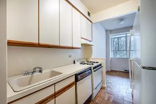 2727 Palisade Ave, New York City, NY 10463 - Photo 2