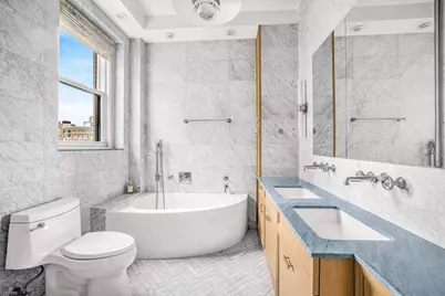 45 E 82nd Street #10E, New York City, NY 10028 - Photo 12