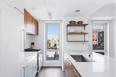 212 N 9th Street #4D, Brooklyn, NY 11211 - Photo 2