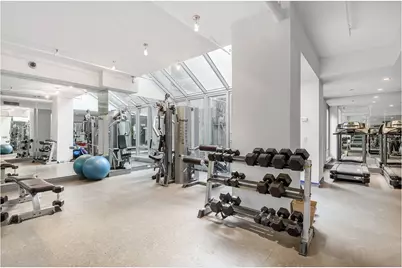 163 W 18th Street #3C, New York City, NY 10011 - Photo 8