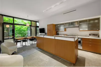 22 E 94th Street, New York City, NY 10128 - Photo 4