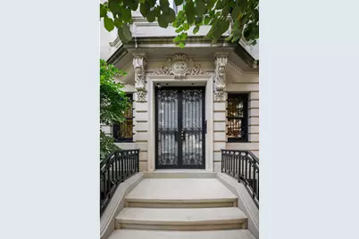 22 E 94th Street, New York City, NY 10128 - Photo 2