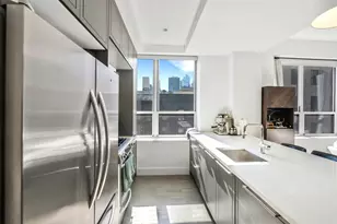 416 W 52nd St, New York City, NY 10019 - Photo 4