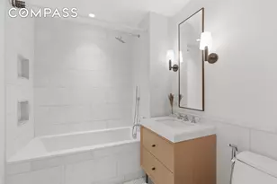 300 W 122nd St, New York City, NY 10027 - Photo 10