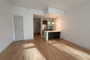 21-45 44th Dr, Long Island City, NY 11101 - Photo 2