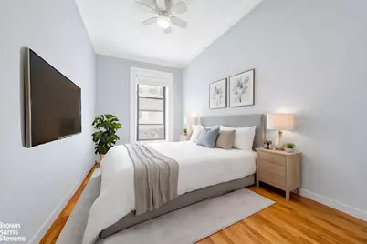 134 W 71st Street #10, New York City, NY 10023 - Photo 4