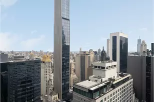 150 W 56th St, New York City, NY 10019 - Photo 8