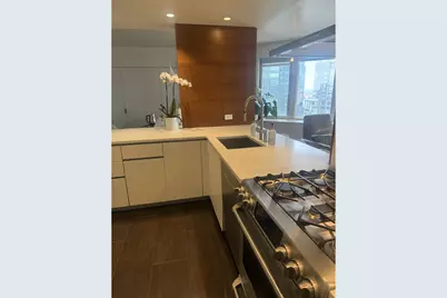 150 W 56th Street #4403/05, New York, NY 10019 - Photo 8